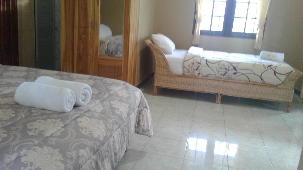 Villa Bale Seni ماتارام المظهر الخارجي الصورة